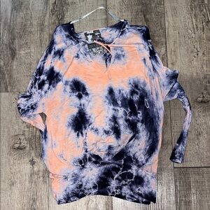 Young Fabulous & Broke Tie-Dye Long Sleeve Top in Peach and Navy